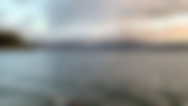 Blurred view of Lake Coeur d'Alene